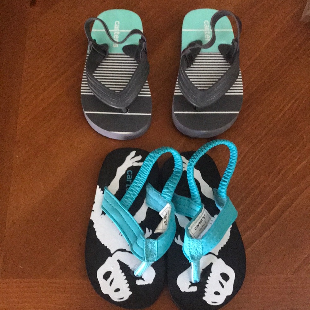 Carter’s flip flops